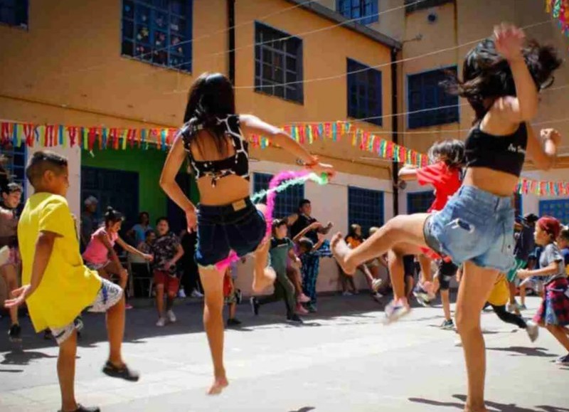 Se realizarán actividades recreativas, culturales y educativas, destinadas a niñas, niños y jóvenes de hasta 18 años inclusive.