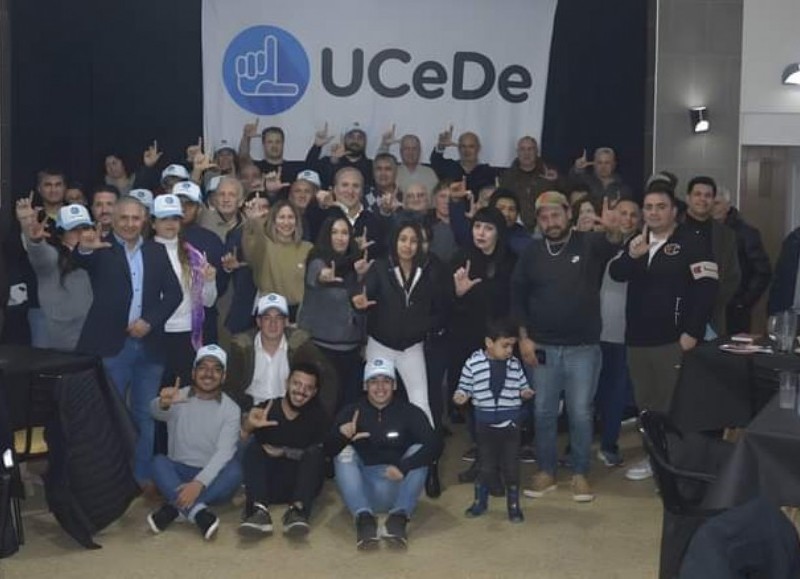 La reunión llevada a cabo en Lanús.