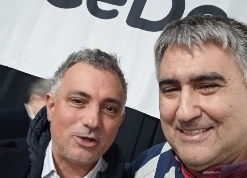 El armador bonaerense Sebastián Pareja y demás dirigentes.