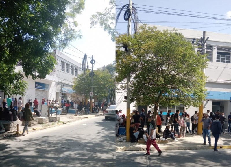 Día no laborable en Moreno, debido al onomástico de la fundación de la ciudad, por lo tanto, el contraste de la muchedumbre agolpada frente a la ANSES, con la vacía calle, es aún mucho mayor.