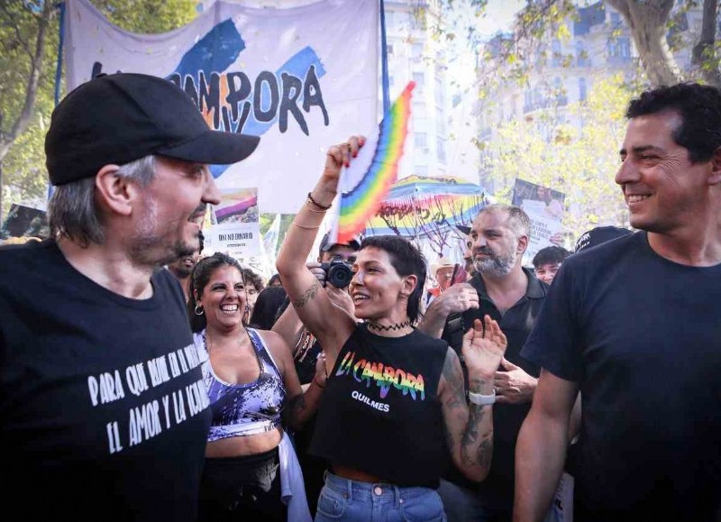 La intendente de Quilmes, Mayra Mendoza, en la Marcha Antifascista LGBT.