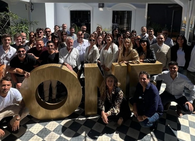 El equipo de Inmobiliaria ONE, la cual se encuentra bajo la lupa por corrupción.