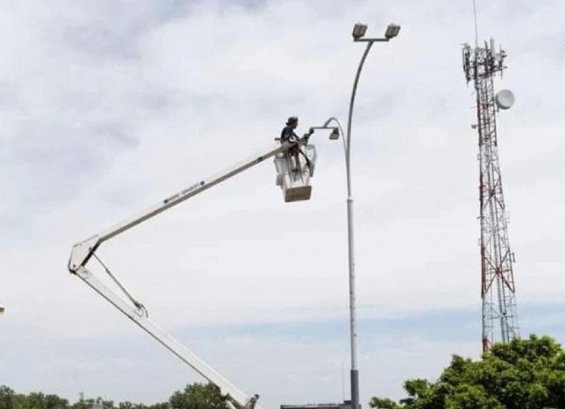 La Municipalidad continúa con el plan integral de mejoramiento de infraestructura urbana en las calles de la ciudad.