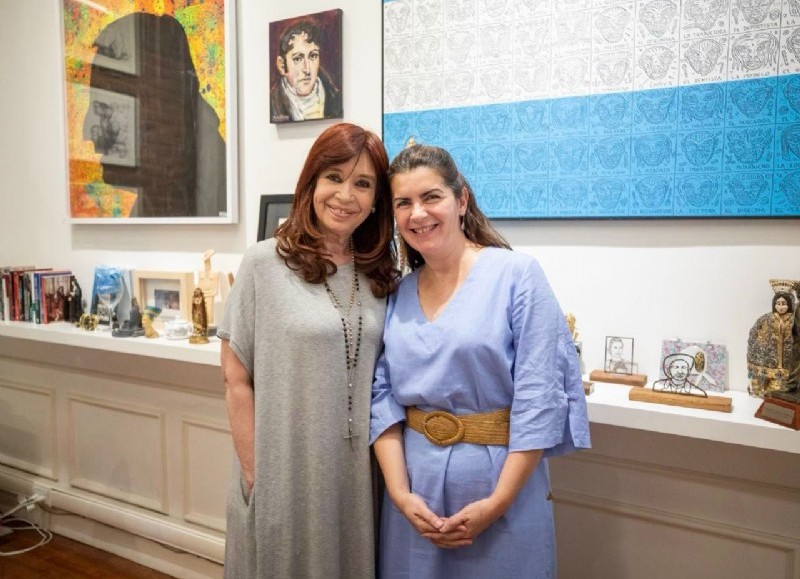 La ex presidente Cristina Fernández de Kirchner y la intendente de Moreno, Mariel Fernández.