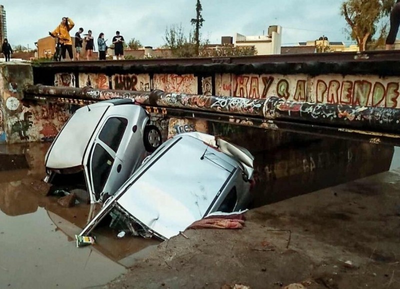 Las inundaciones destrozaron a Bahía Blanca.