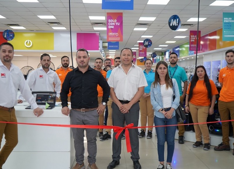 Esta nueva sucursal abre el mercado laboral para todos los merlenses. 