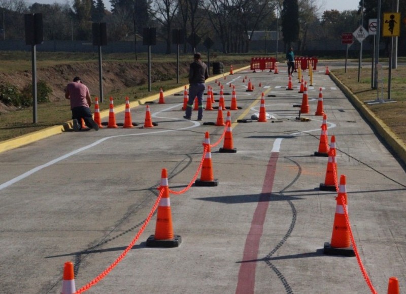 Los exámenes prácticos de manejo se realizan, de lunes a viernes de 8.30 a 14.30 horas y sábados de 8.30 a 11.30.