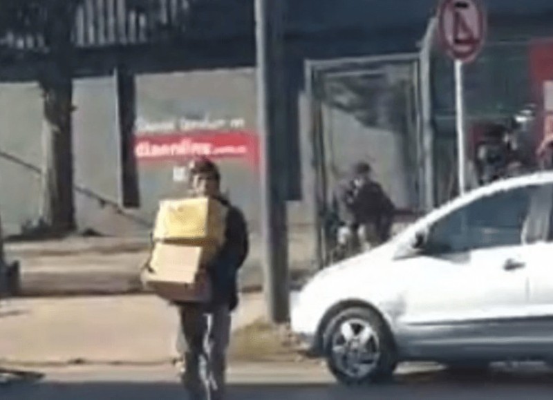 Algunas fotos registradas en lo que fueron los saqueos por la ciudad.