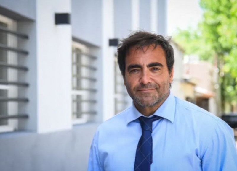 Marcelo Peña resalta que la política debe dar respuestas prácticas al vecino.