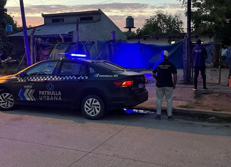 Se secuestraron drogas, un arma de fuego, municiones, dinero en efectivo y un celular.