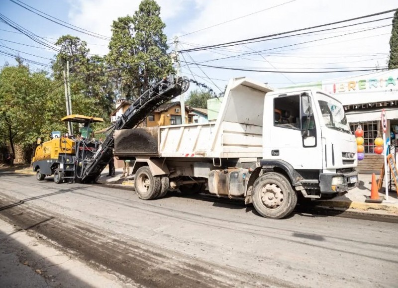La Municipalidad de Pilar recalcó que "estamos trabajando en tu barrio, disculpe las molestias".