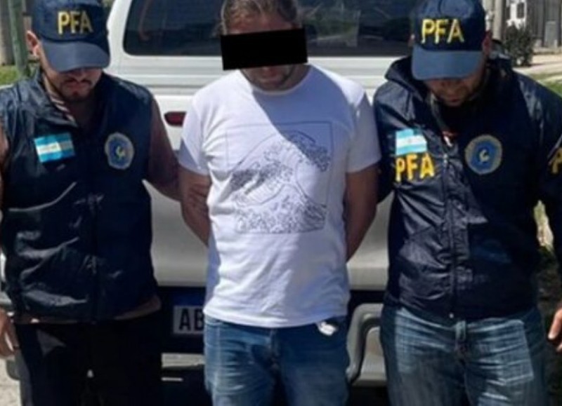 Fue detenido por el Departamento Inteligencia Contra El Crimen Organizado tras pasar siete años en la clandestinidad.