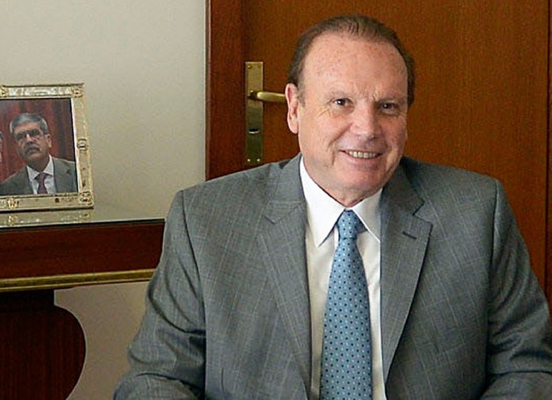 El ex intendente de la ciudad de Merlo Raúl Othacehé, lanzó en sus redes sociales, su precandidatura a intendente de la ciudad.
