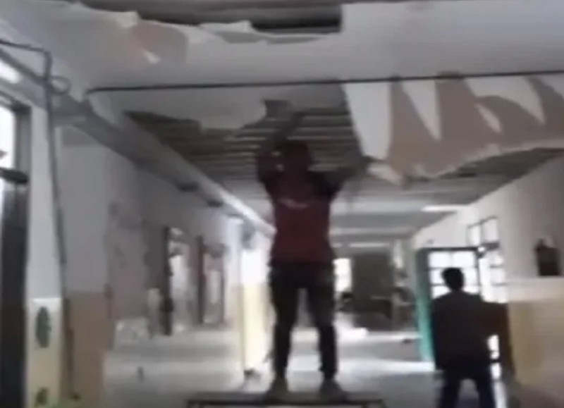 Imagen de los destrozos por parte de una institución educativa en la ciudad.