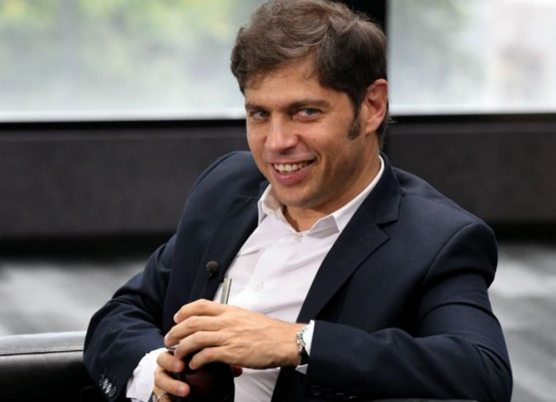 El gobernador bonaerense Axel Kicillof se ríe de los docentes.