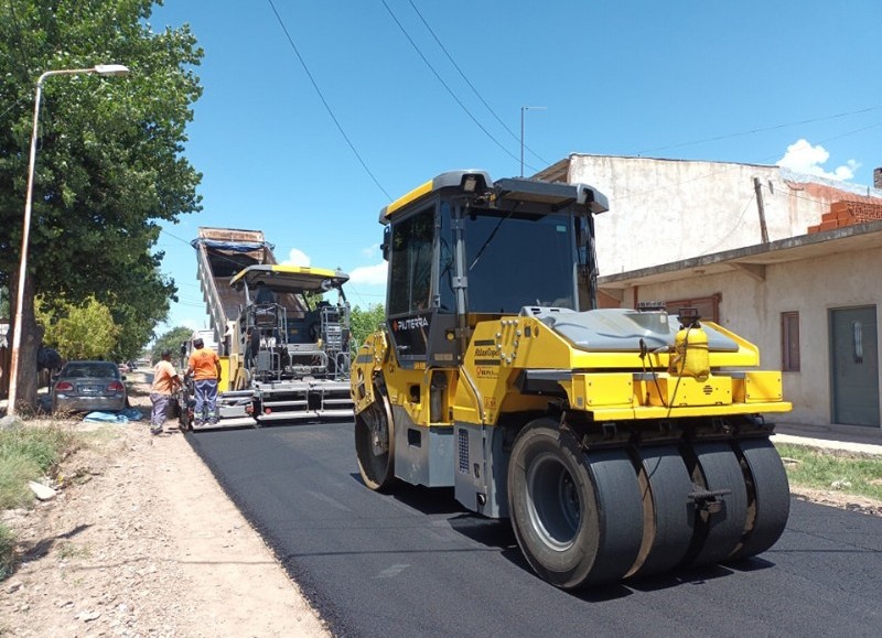 La Municipalidad continúa trabajando para el beneficio de los vecinos y el recorrido diario en las calles con sus respectivas actividades.