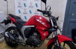 Tres menores fueron aprehendidos por el robo de una moto