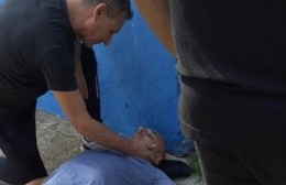 Vergüenza total: un docente terminó hospitalizado producto de una golpiza de los padres por culpa de la Municipalidad